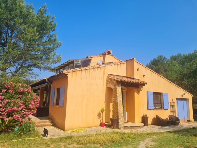 Maison provençale 115m2 au sol + garage sur terrain de 4114m