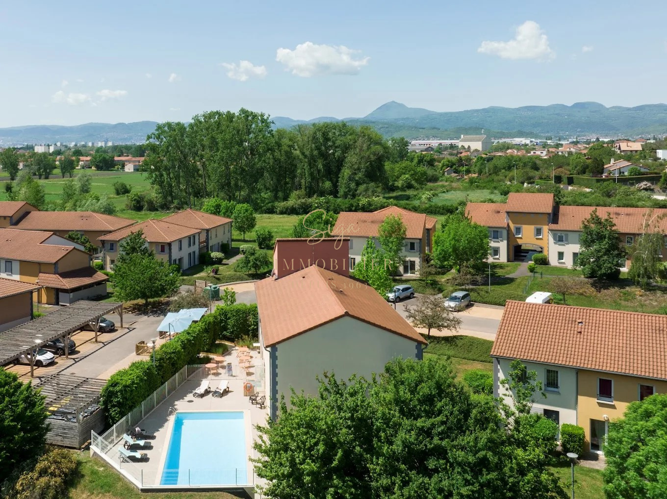 T3 62M2 en DUPLEX avec PARKINGS INVESTISSEMENT LMNP GERZAT (